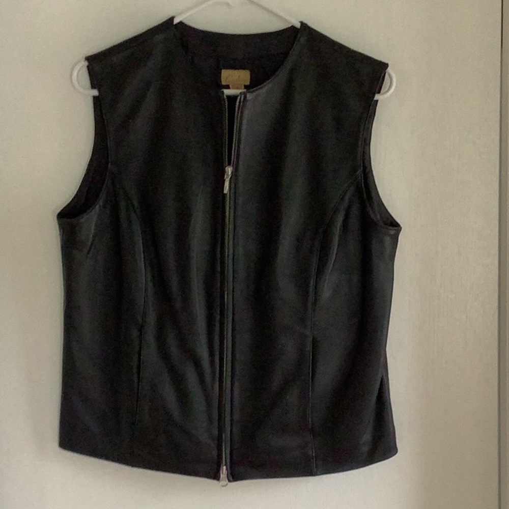 Caslon Women’s  Black Leather Vest sz. M.